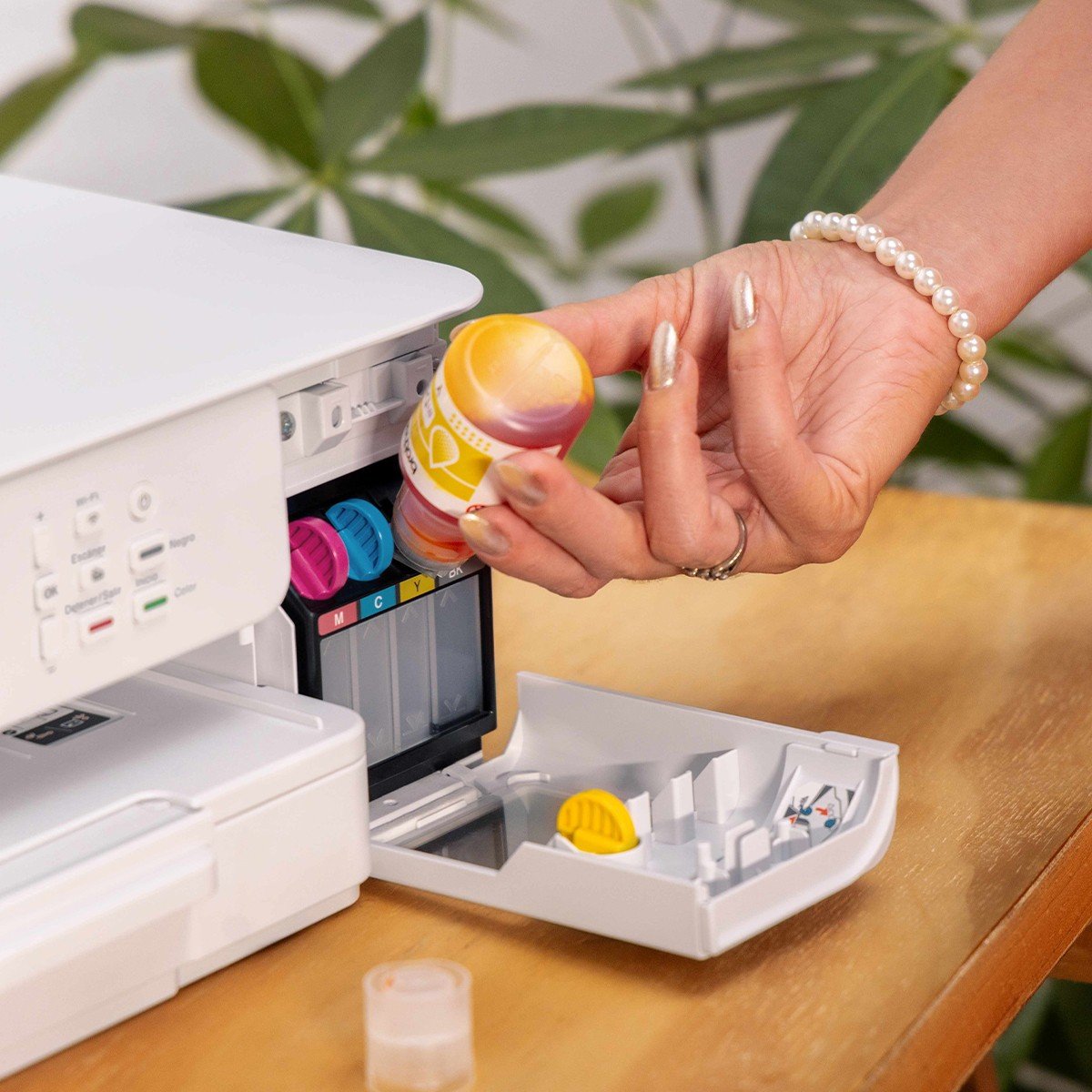 Impresora Multifuncional Brother DCPT536DW - Imagen 2